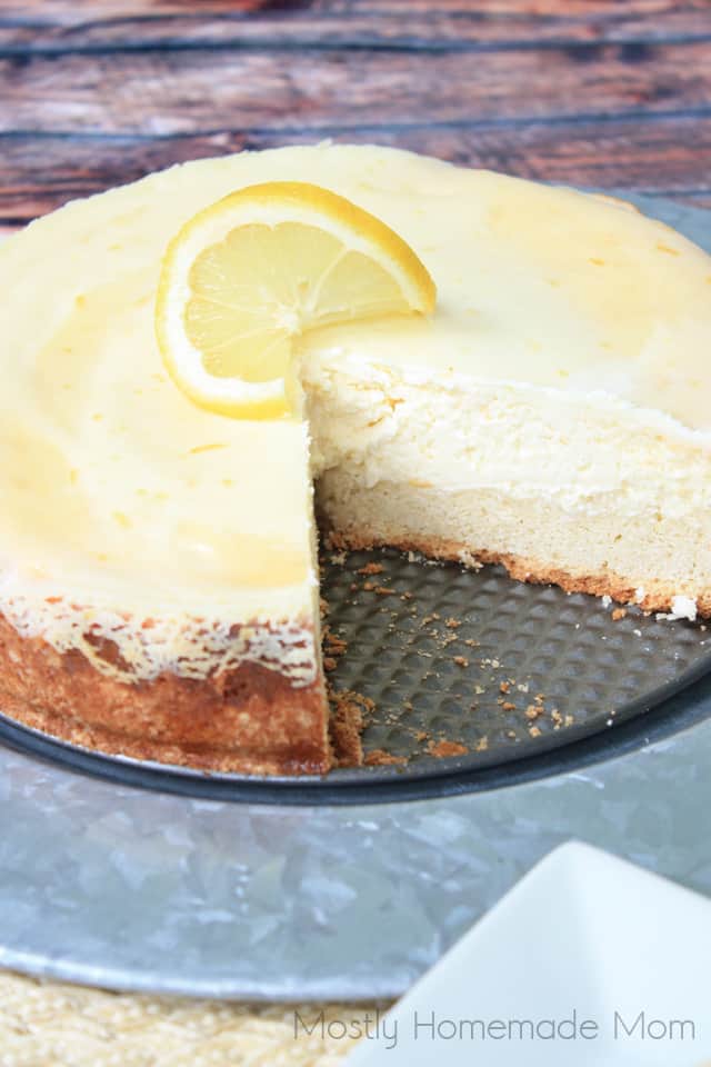 Lemon Cheesecake recipe with sour cream topping